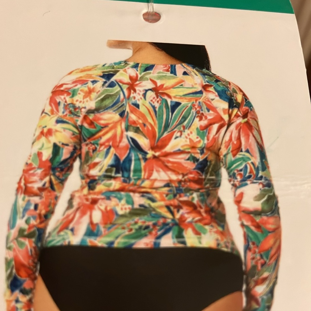 Hurley UPF 50t Ladies Sun Tee. Perfect Gorgeous Top for hot summer days. vibrant - Picture 7 of 8